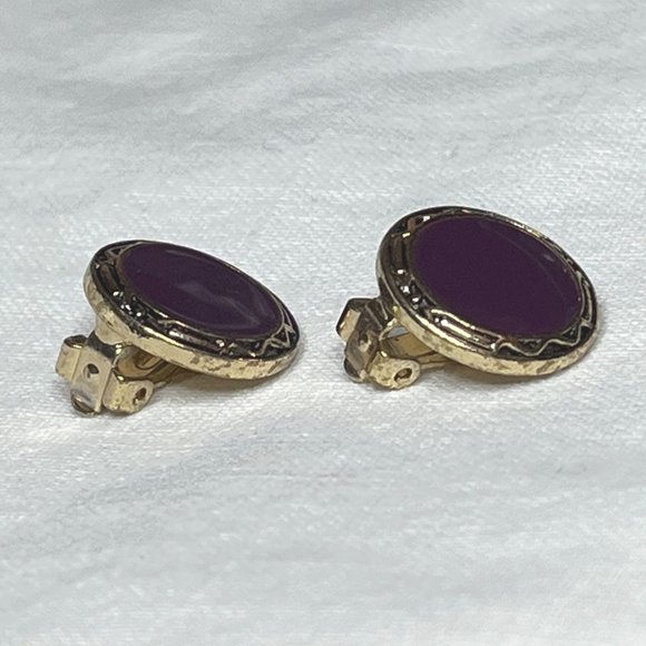 Vintage Purple Button Clip-On Earrings Round Gold-Tone Edge - Picture 4 of 6